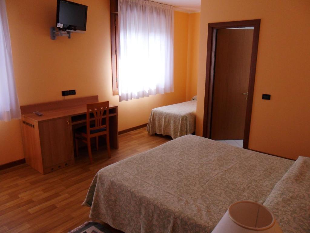 Hotel Ristorante Al Bassanello Bassano del Grappa Quarto foto